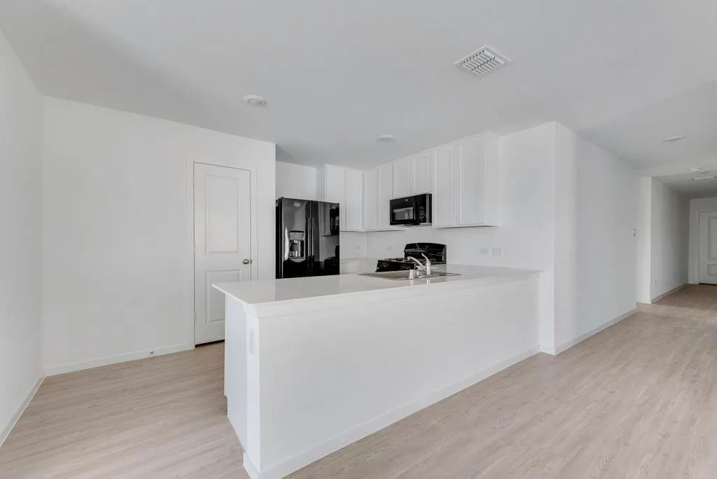 1125 Catclaw Road
