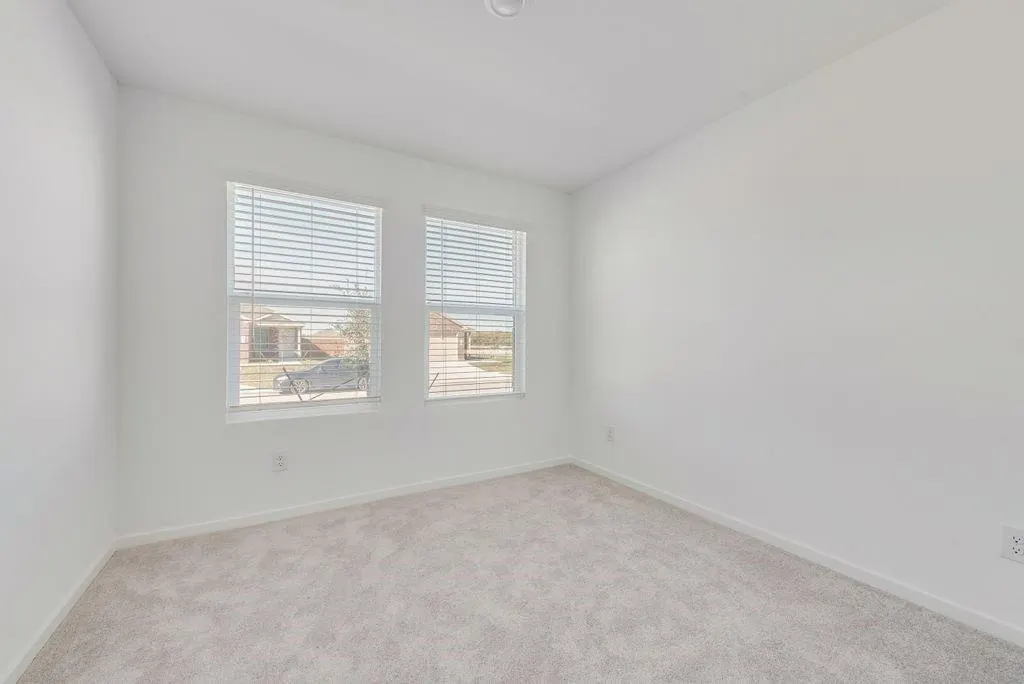 1125 Catclaw Road
