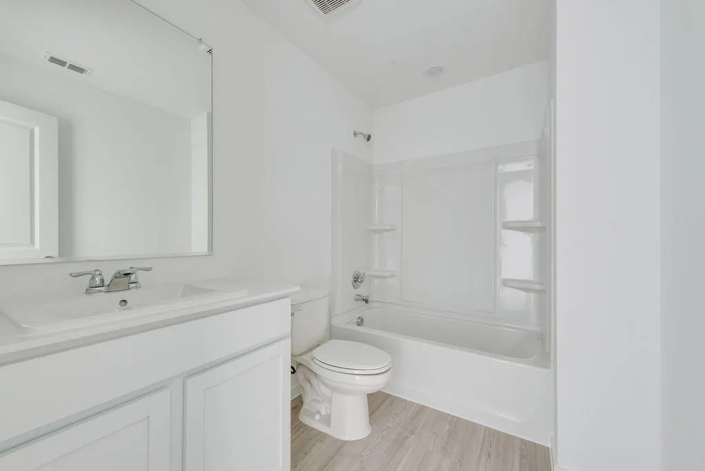 1125 Catclaw Road