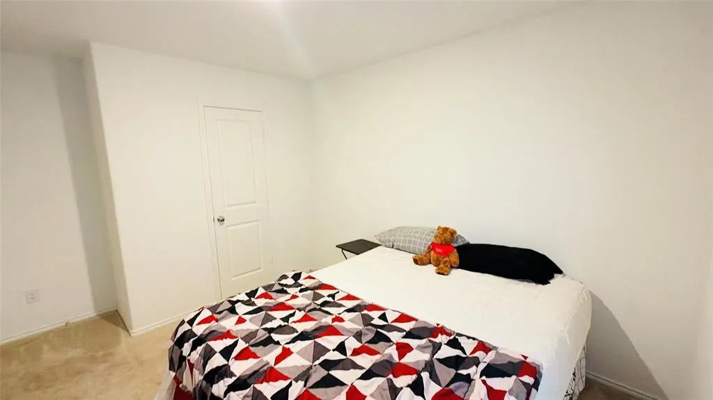 9205 Red Fox Trail