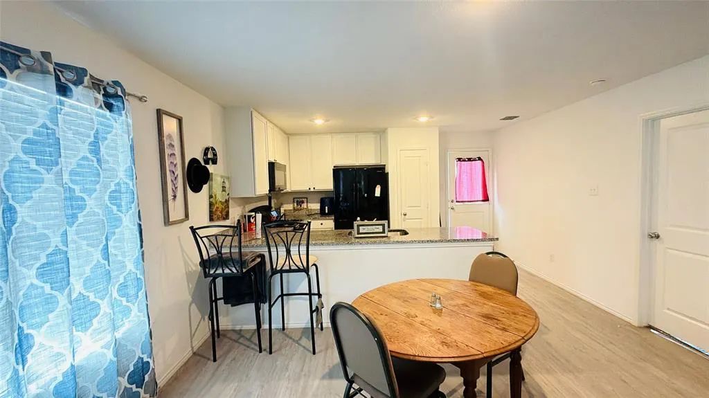 9205 Red Fox Trail
