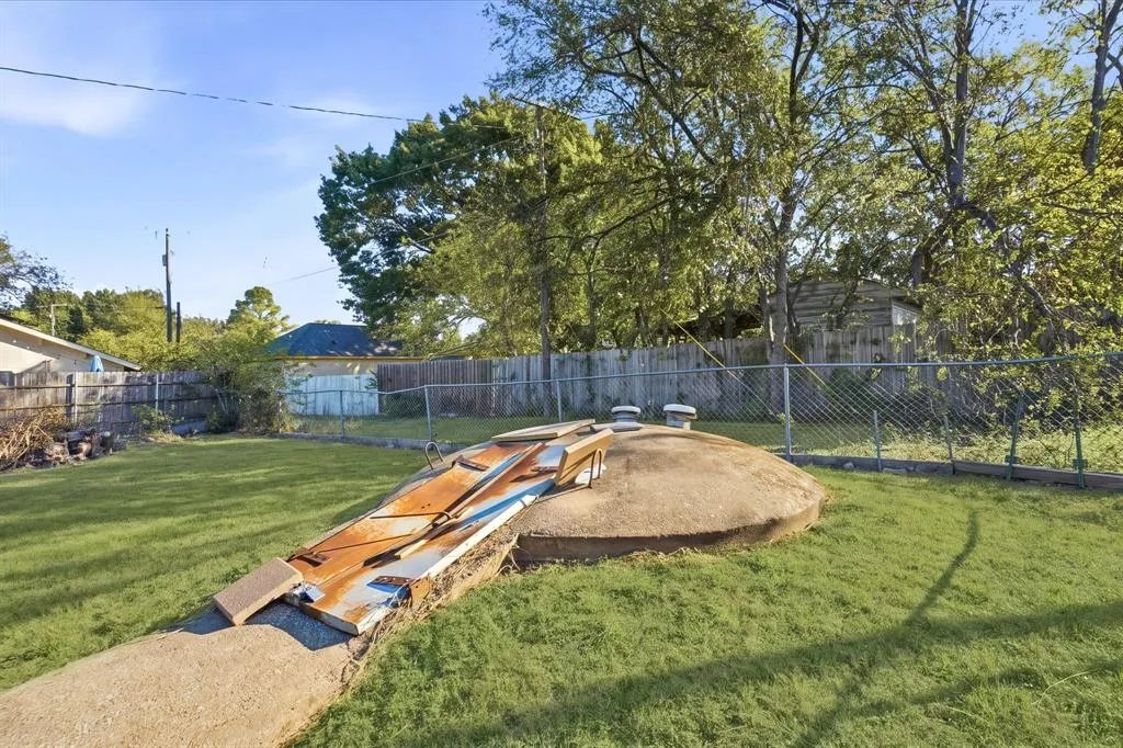 9360 N County Road