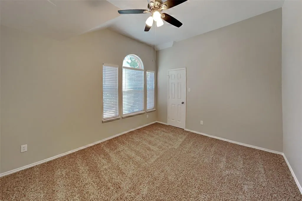 11616 Henderson Drive