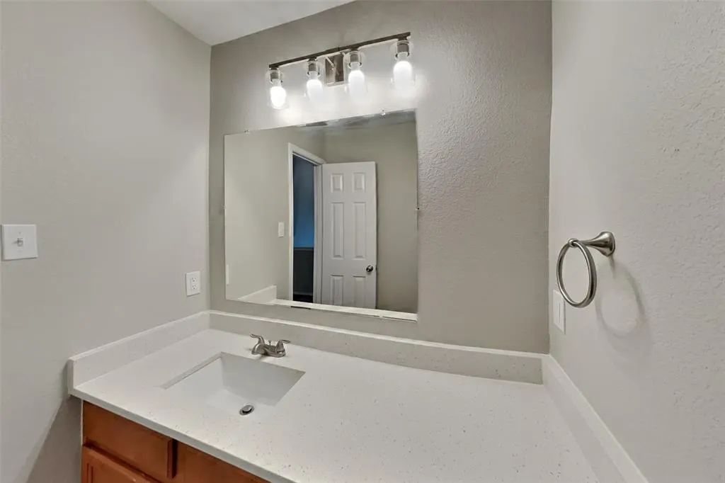 11616 Henderson Drive