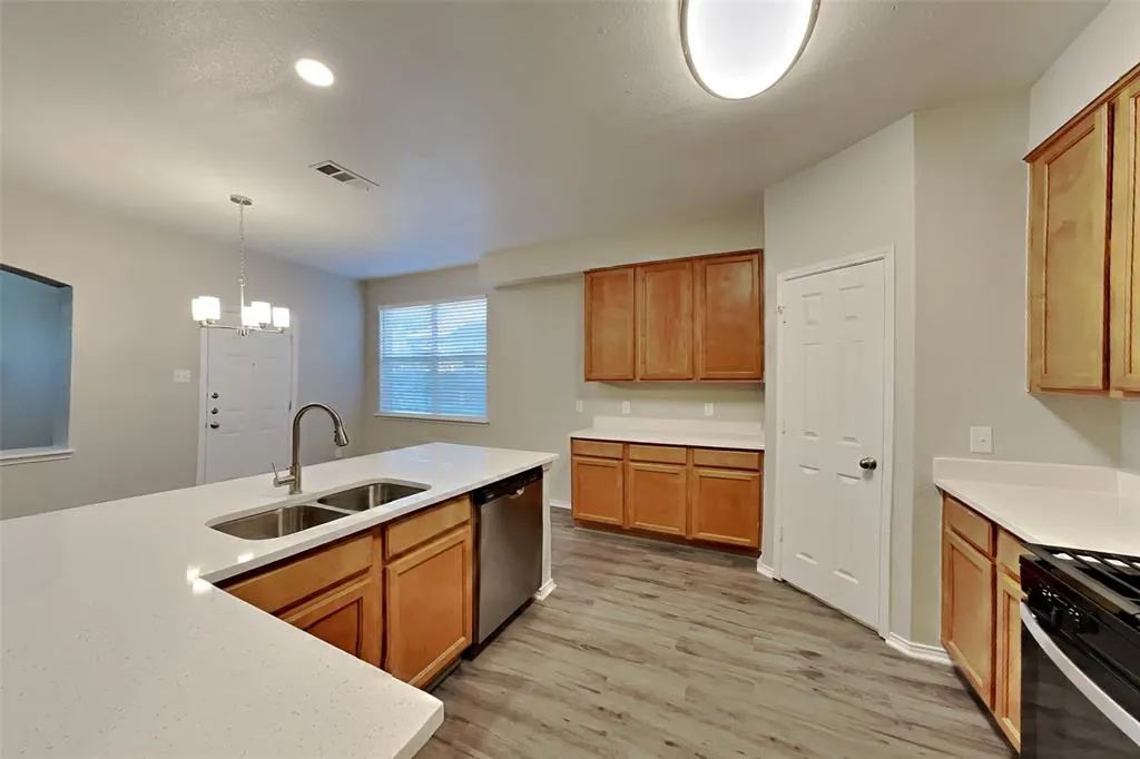 11616 Henderson Drive