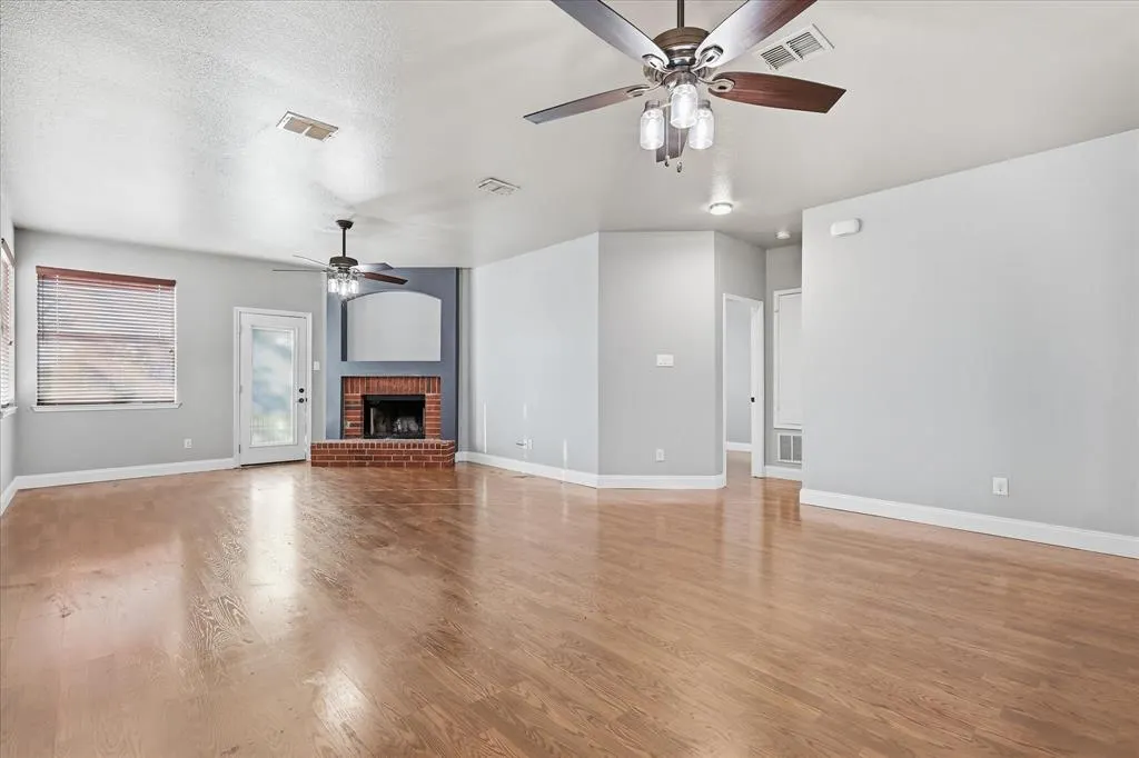2220 Willow Drive