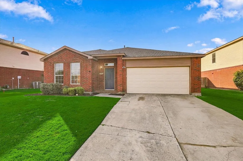 2220 Willow Drive