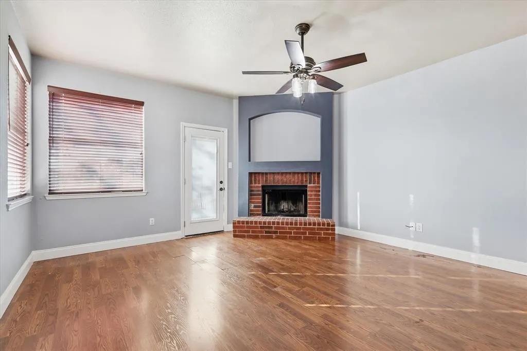 2220 Willow Drive