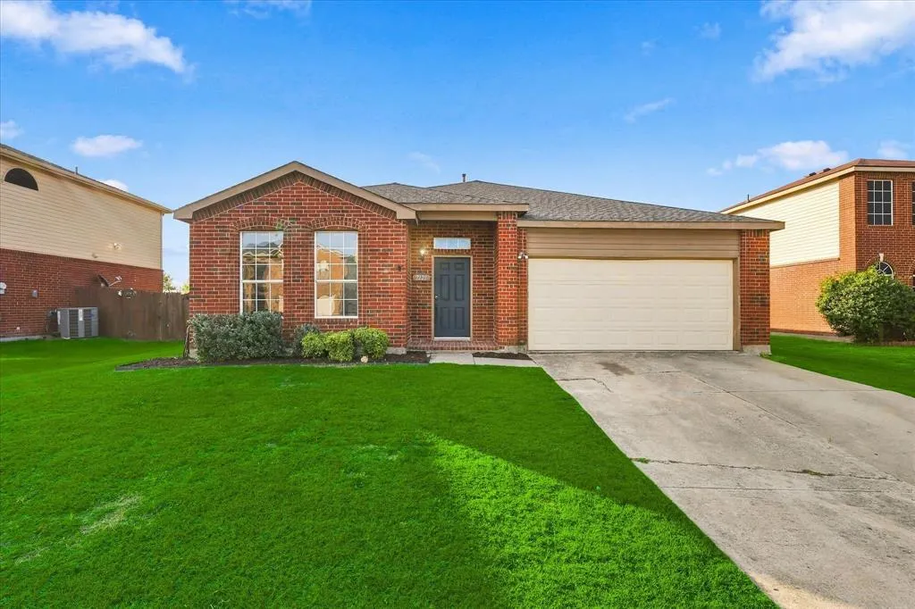 2220 Willow Drive