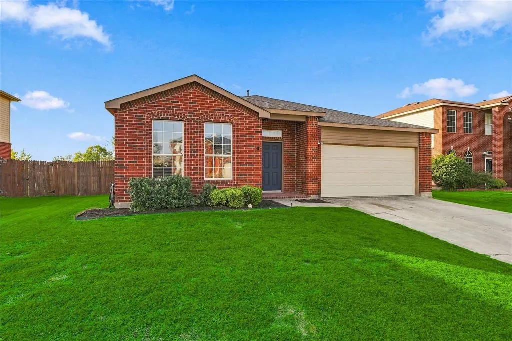 2220 Willow Drive