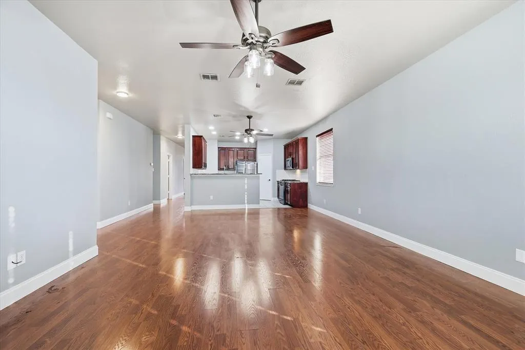 2220 Willow Drive