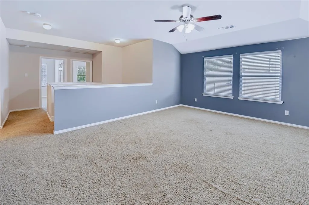 513 Highland Fairway Lane
