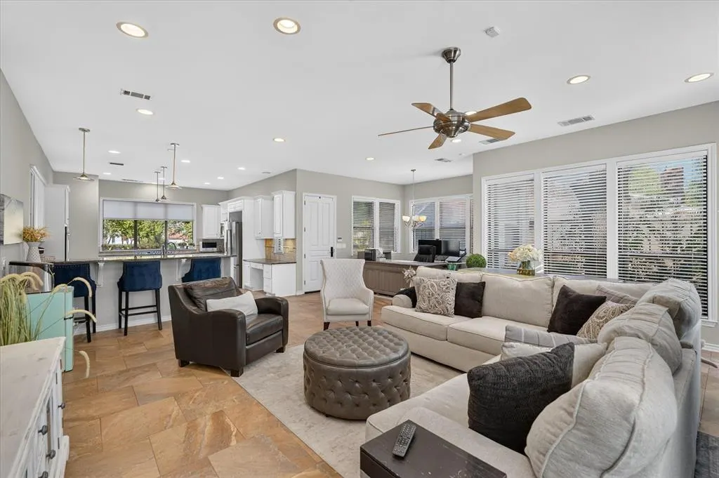 4322 Crowley Drive