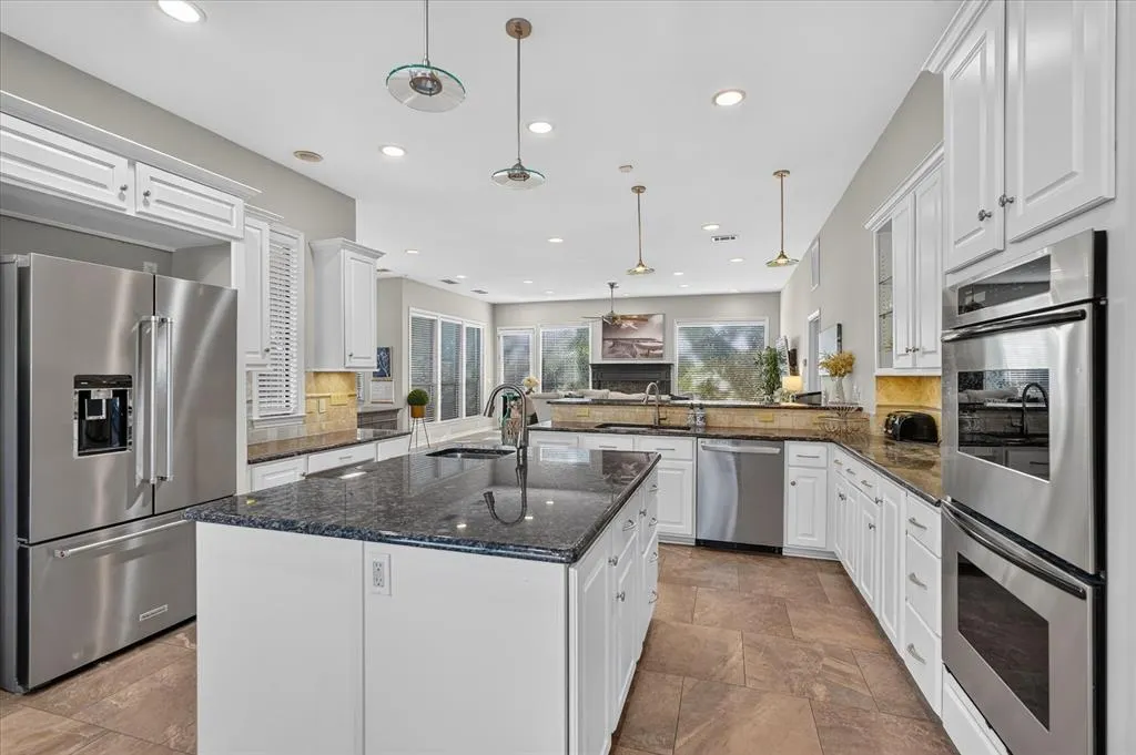 4322 Crowley Drive