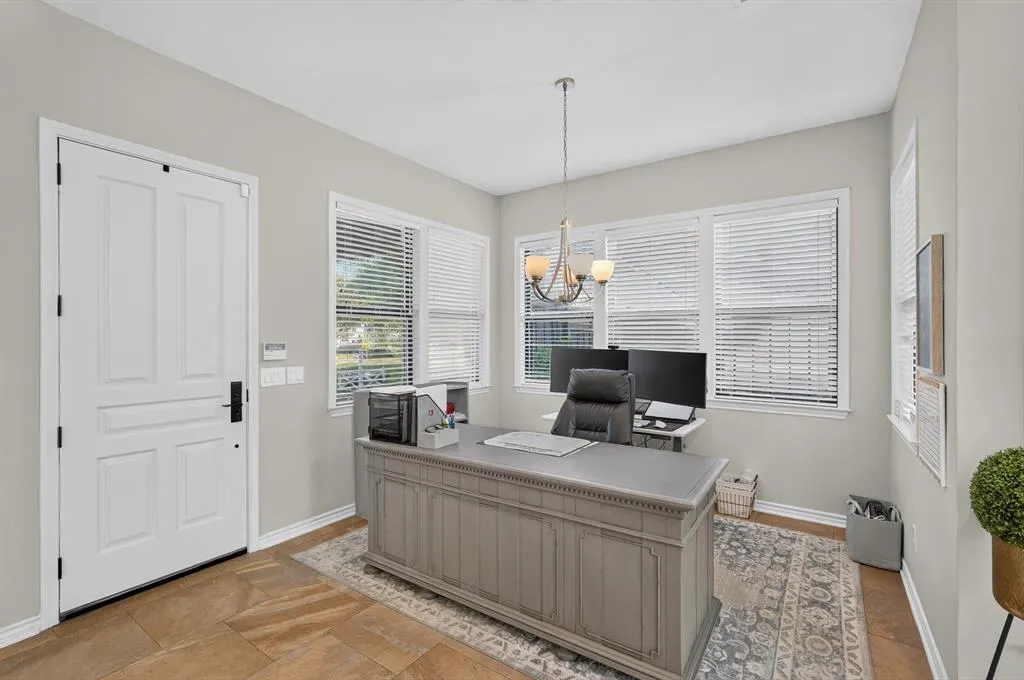 4322 Crowley Drive