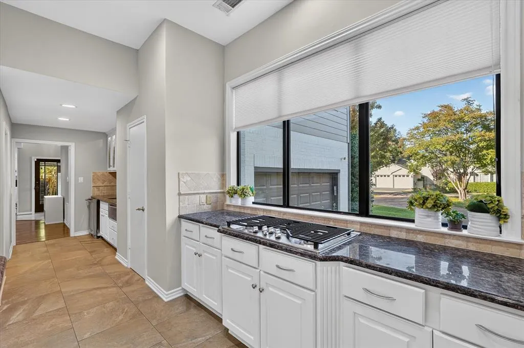 4322 Crowley Drive