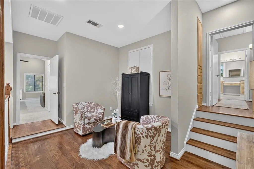 4322 Crowley Drive