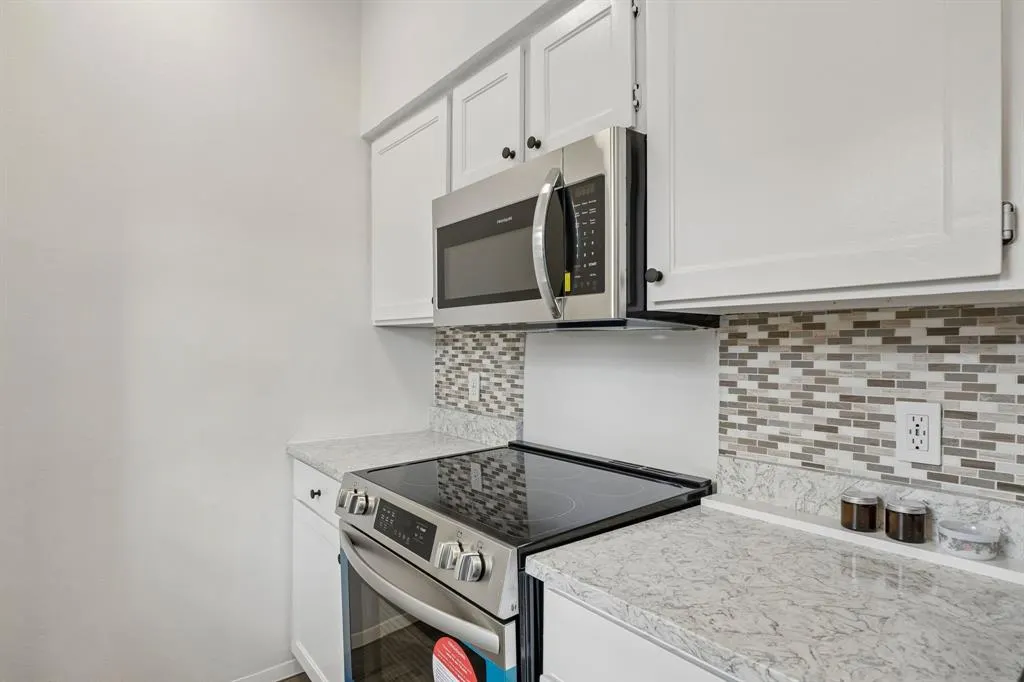 3919 Cole Avenue #101