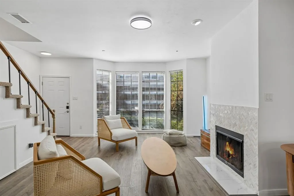 3919 Cole Avenue #101