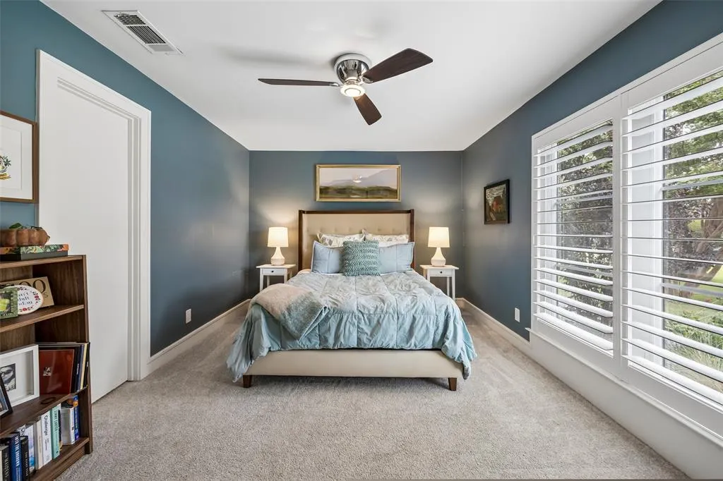 9 Willow Creek Place