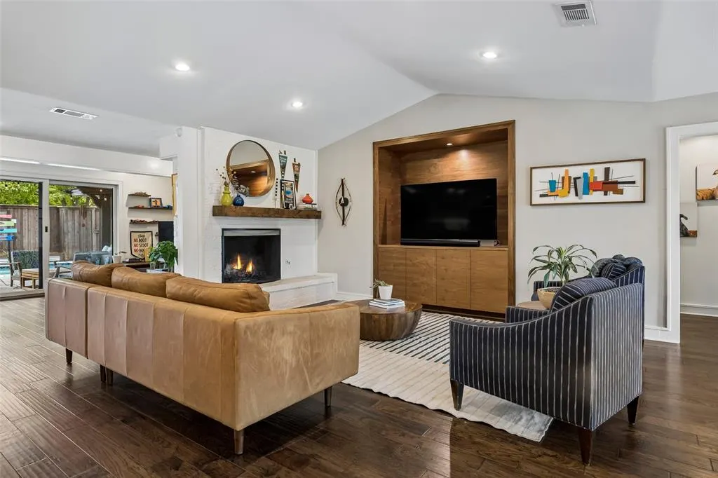 9 Willow Creek Place