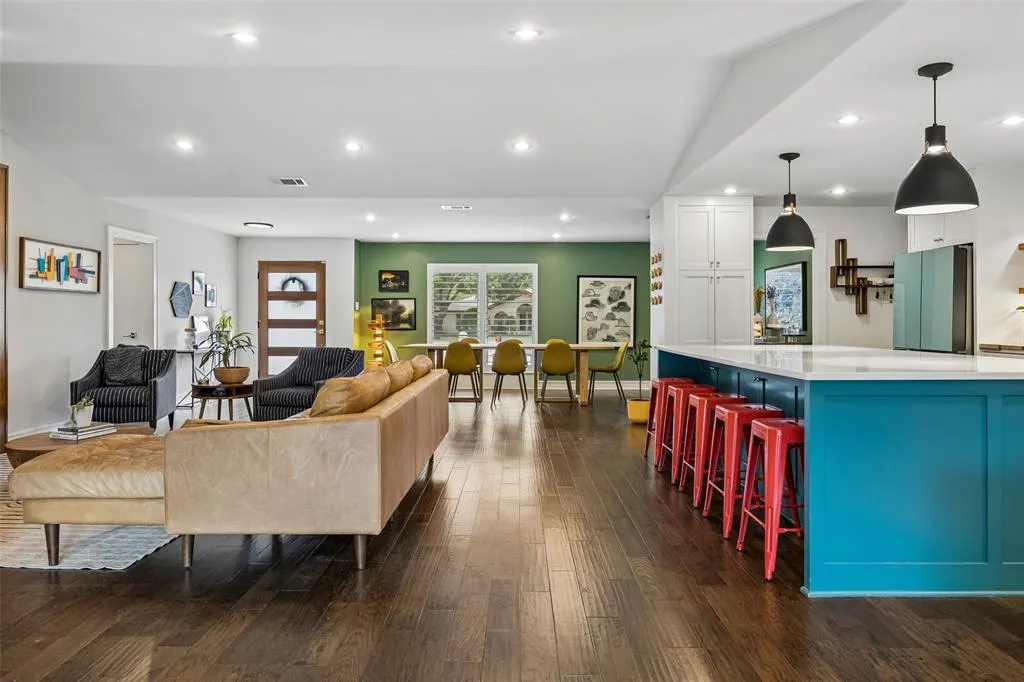 9 Willow Creek Place