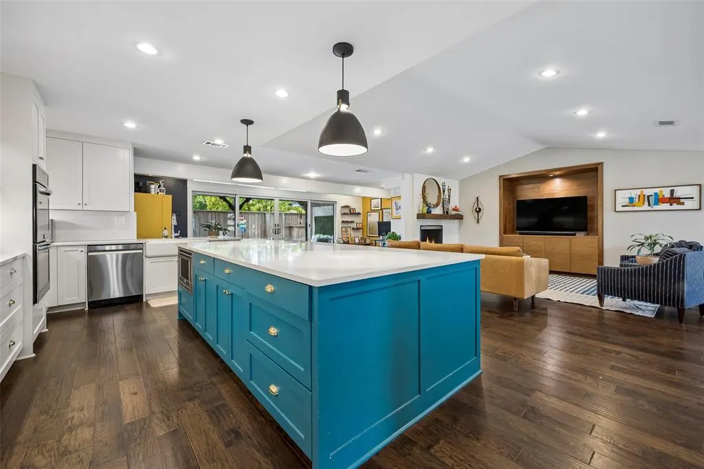 9 Willow Creek Place