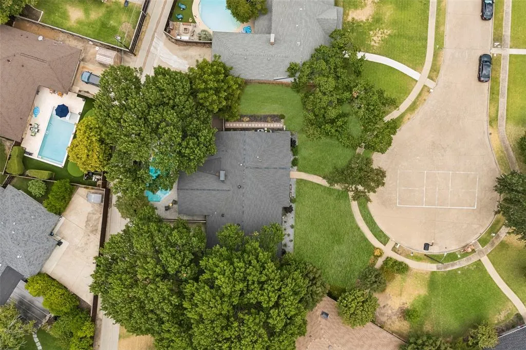 9 Willow Creek Place