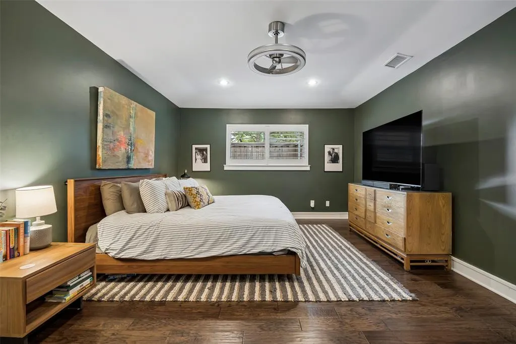 9 Willow Creek Place
