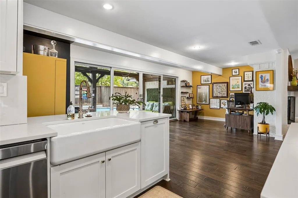 9 Willow Creek Place