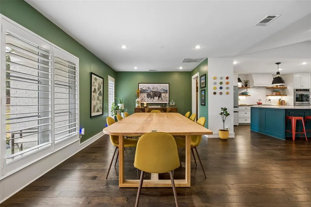 9 Willow Creek Place