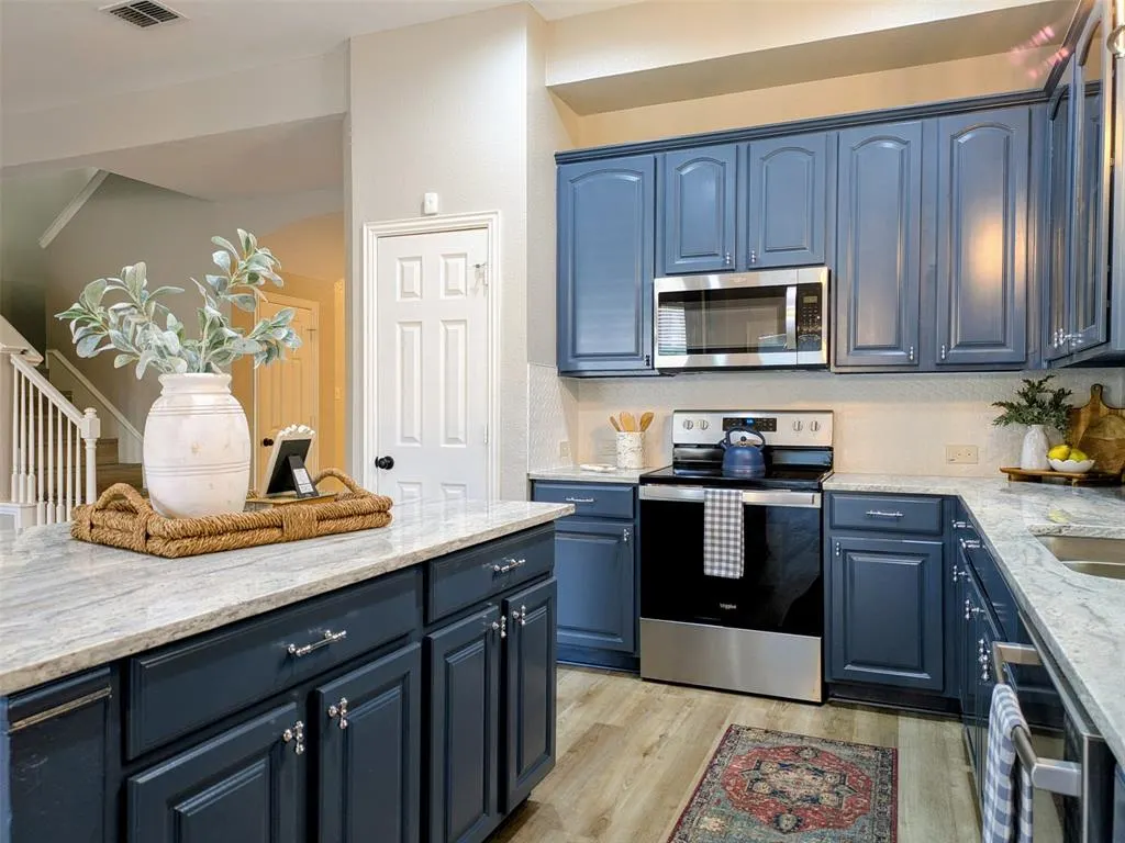 1609 Kittyhawk Drive