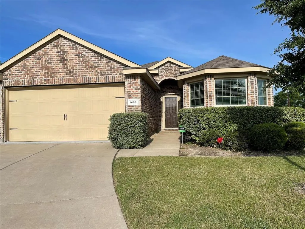 800 Elm Grove