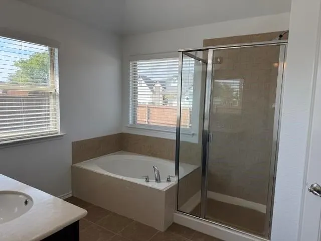 800 Elm Grove
