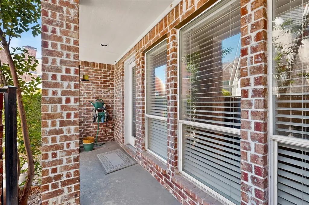 18359 Frankford Lakes Circle