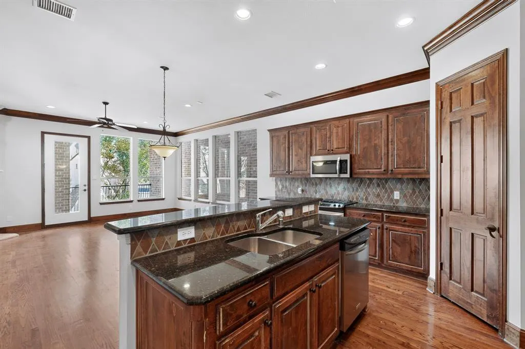 18359 Frankford Lakes Circle