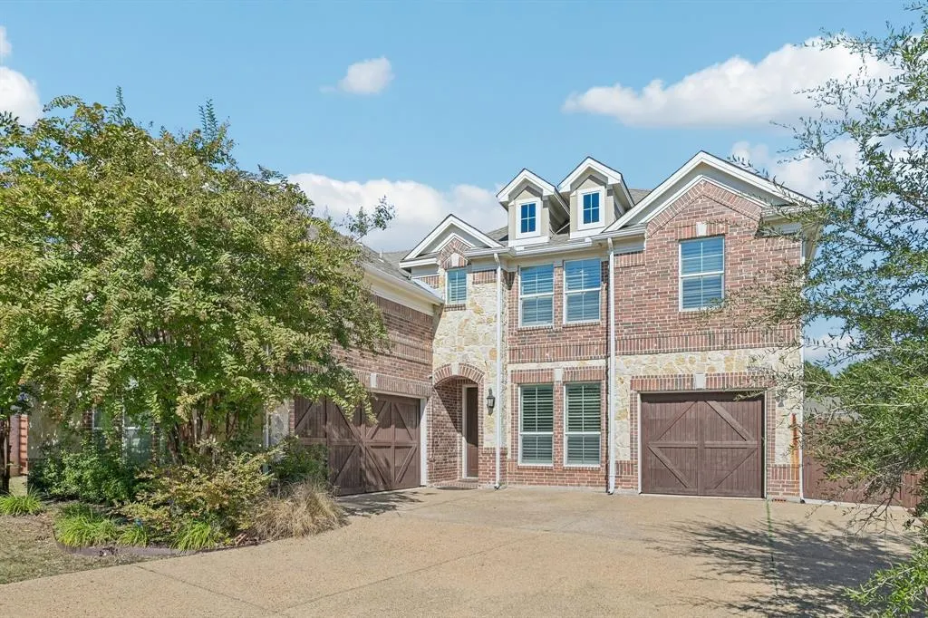 5021 Albatross Drive