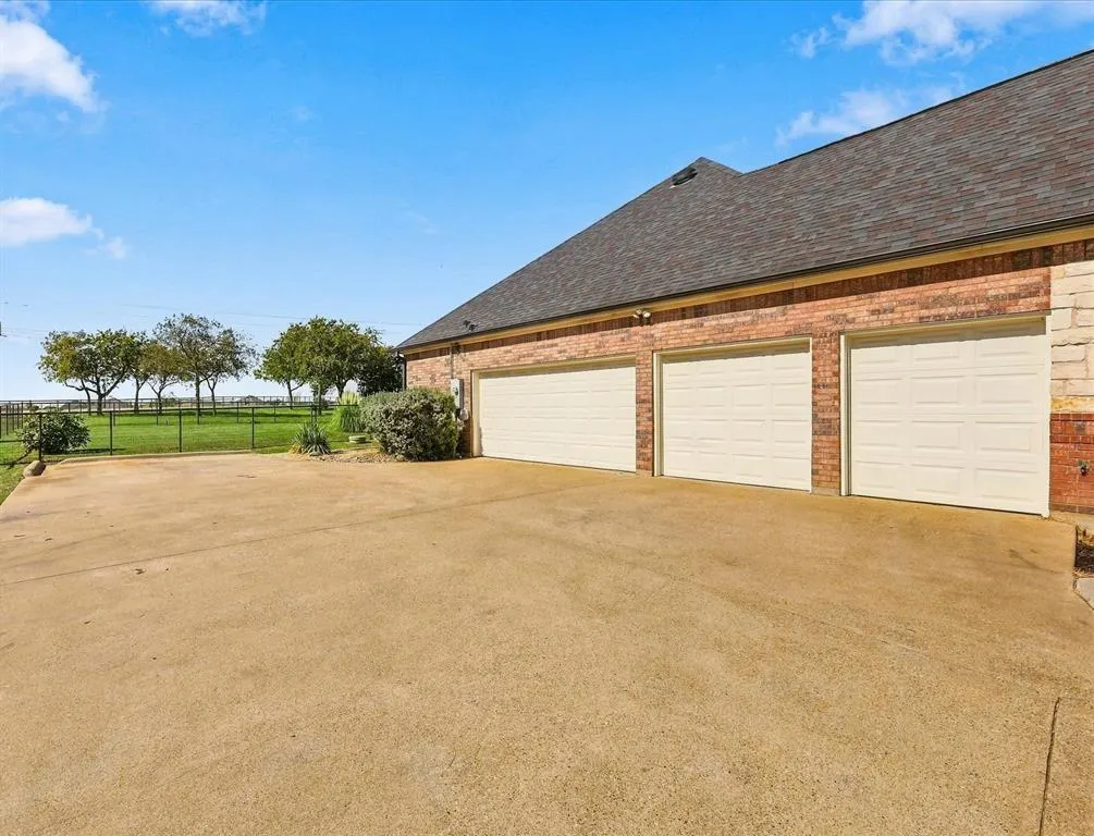 101 Rattling Antler Court