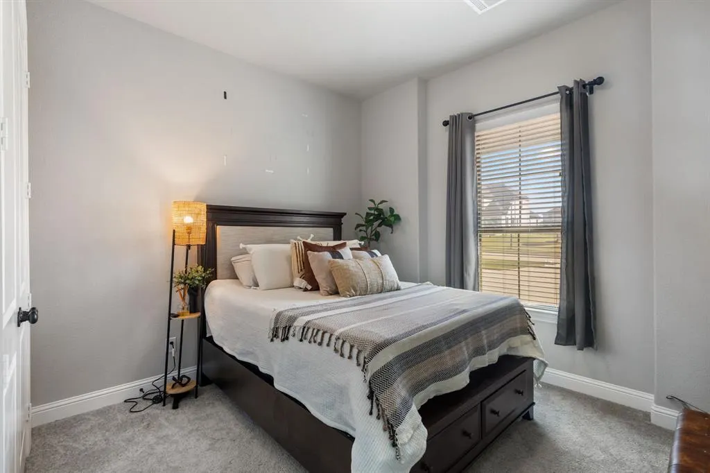 1218 Woodside Drive