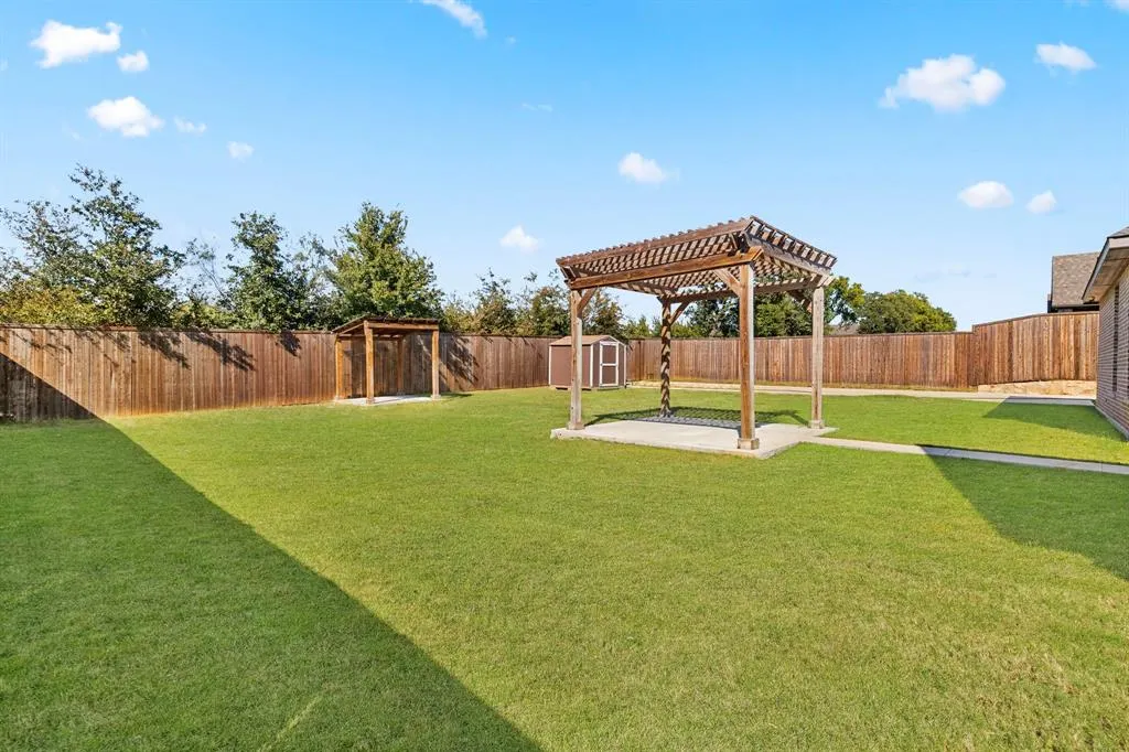 1218 Woodside Drive