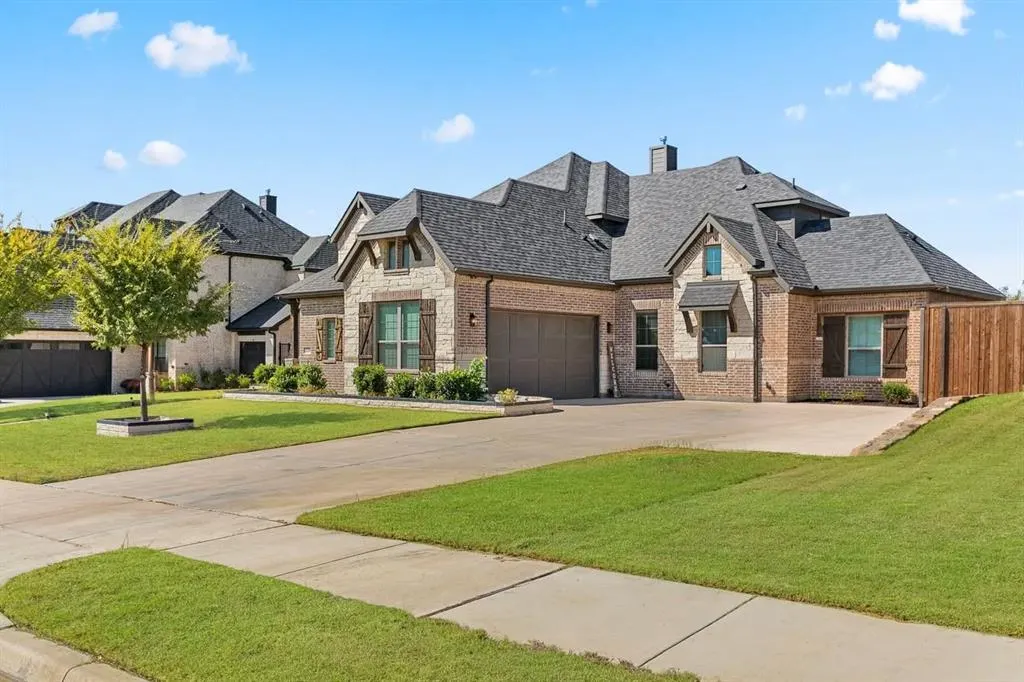 1218 Woodside Drive