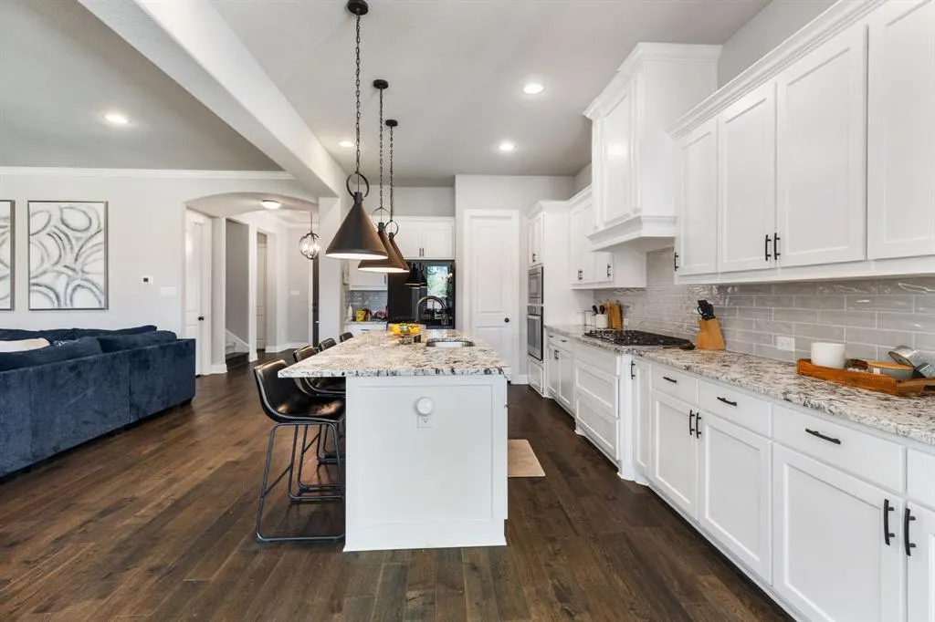 1218 Woodside Drive