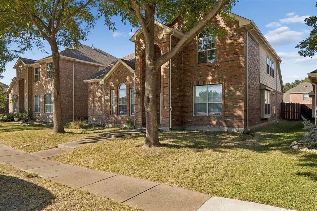 1703 Broadmoor Drive