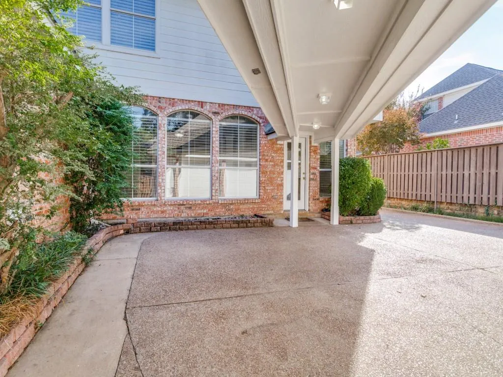806 Durham Court