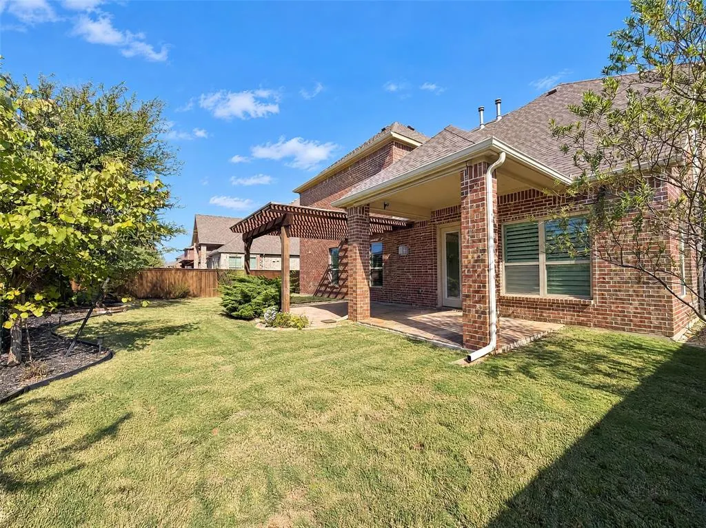 7701 Caddo Cove