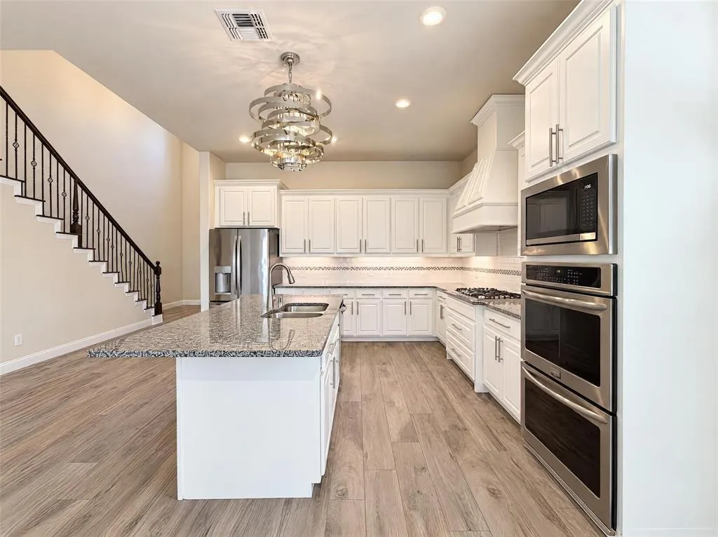 7701 Caddo Cove