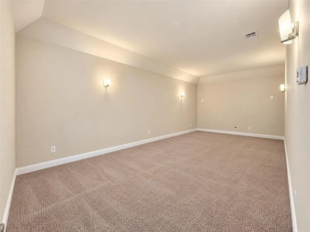 7701 Caddo Cove