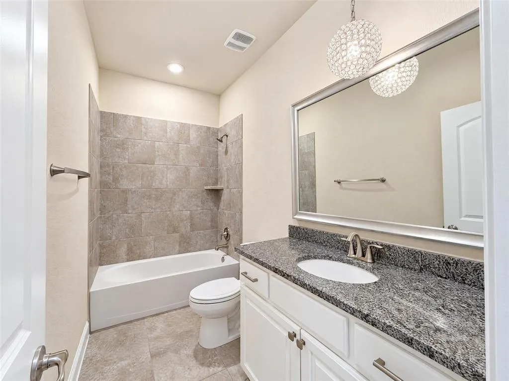 7701 Caddo Cove