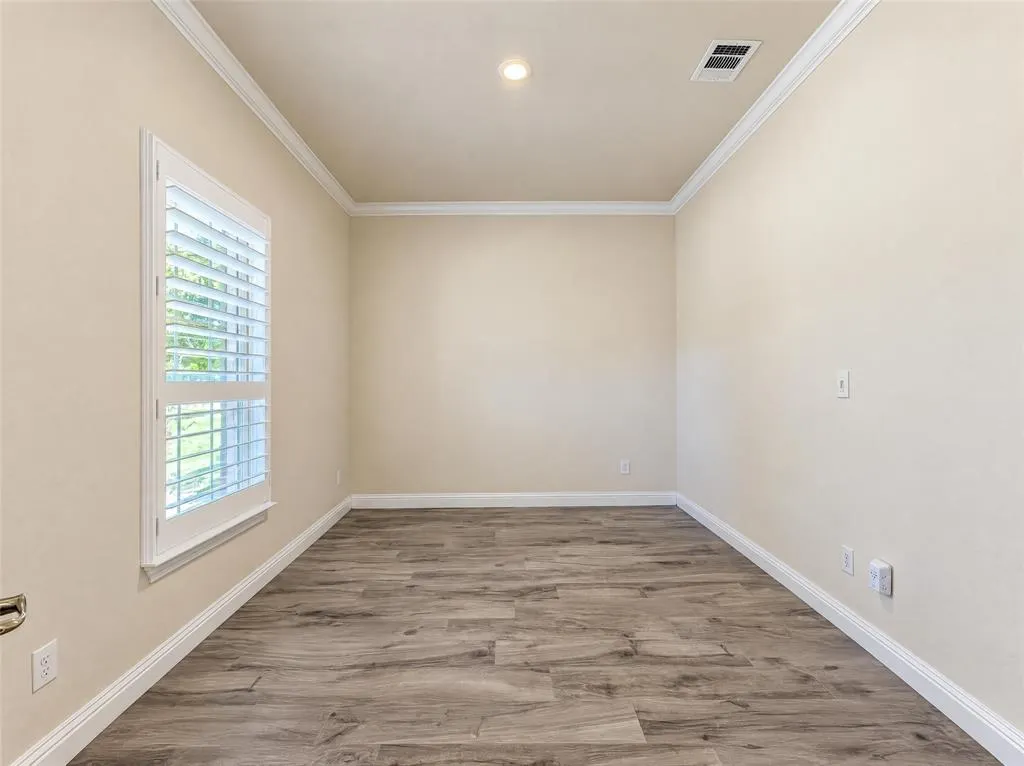 7701 Caddo Cove