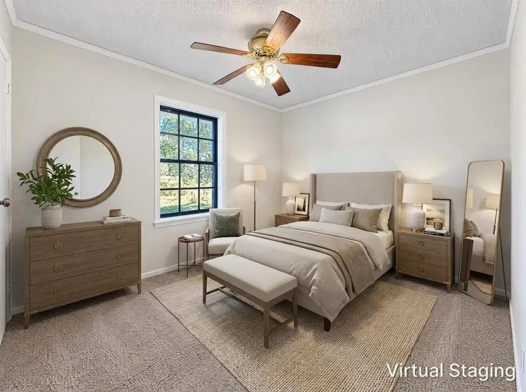 1535 El Camino Circle